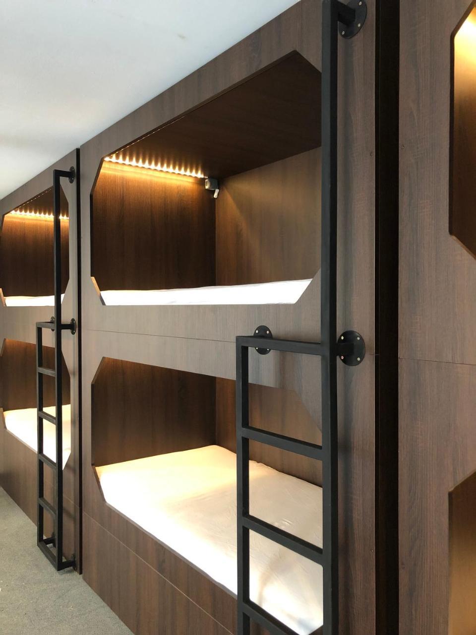 Boutique Hostel Zum Goldenen Kegel Wien Eksteriør billede